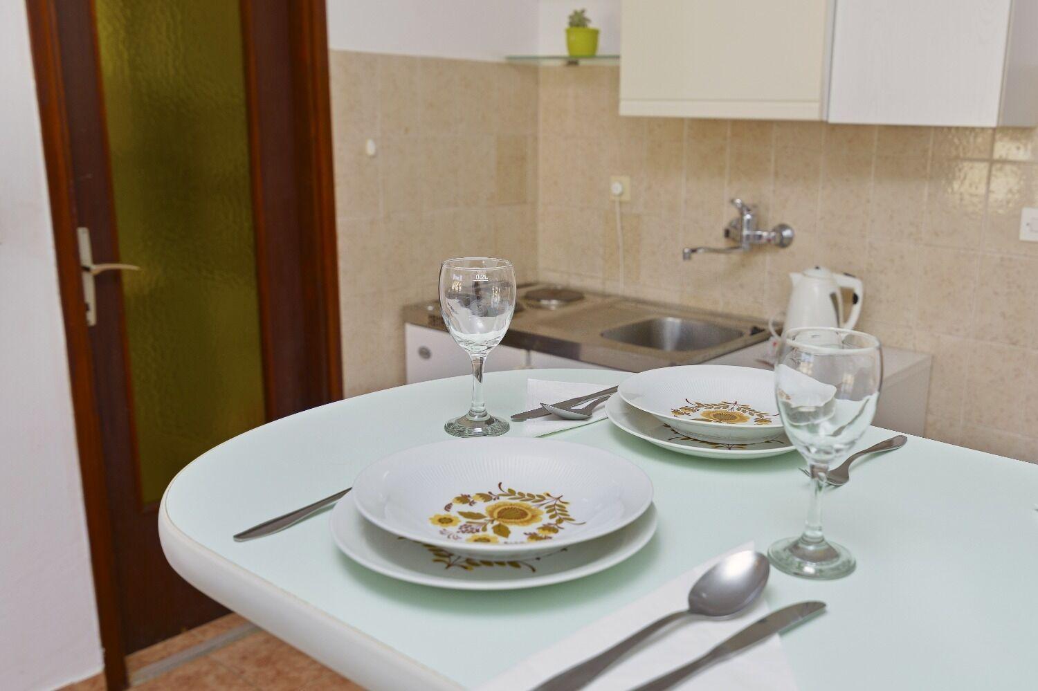 Apartments Ive - With Sea View Тисно Екстериор снимка